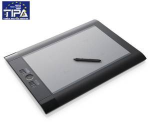 Wacom  Tablette graphique Intuos 4 XL DTP